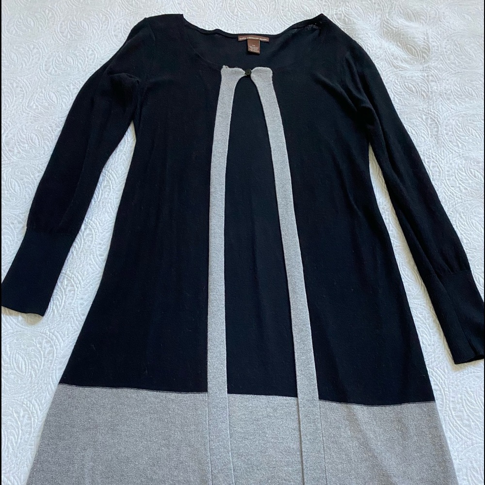 Holly Robinson Peete  Womens Sweater Size XS Excellent Condition